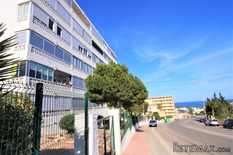 Piso en Torrevieja en la zona de La Mata, de 1 dormitorio..