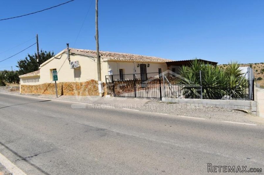 RESERVED/SALE AGREED JULY 2022 WITH VOSS HOMES - A recently.. - 18