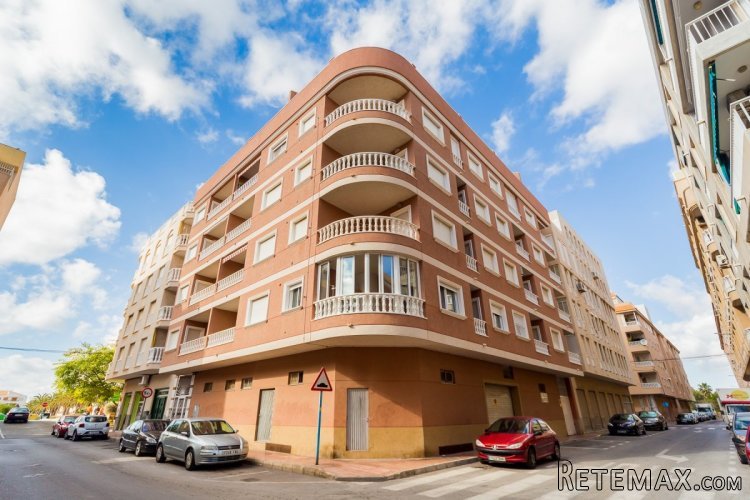 Apartamento en venta en Torrevieja, en la parte sur de la..