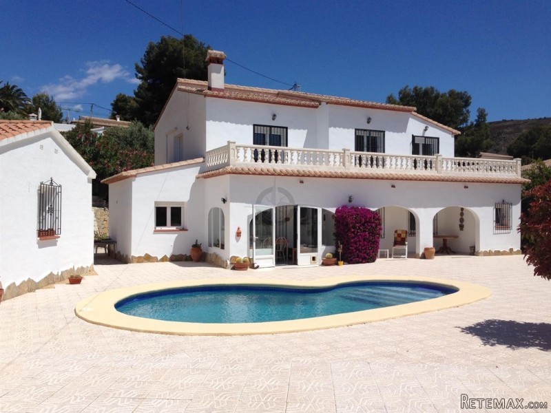 Villa In Moraira For Sale 5 Bedrooms 4..
