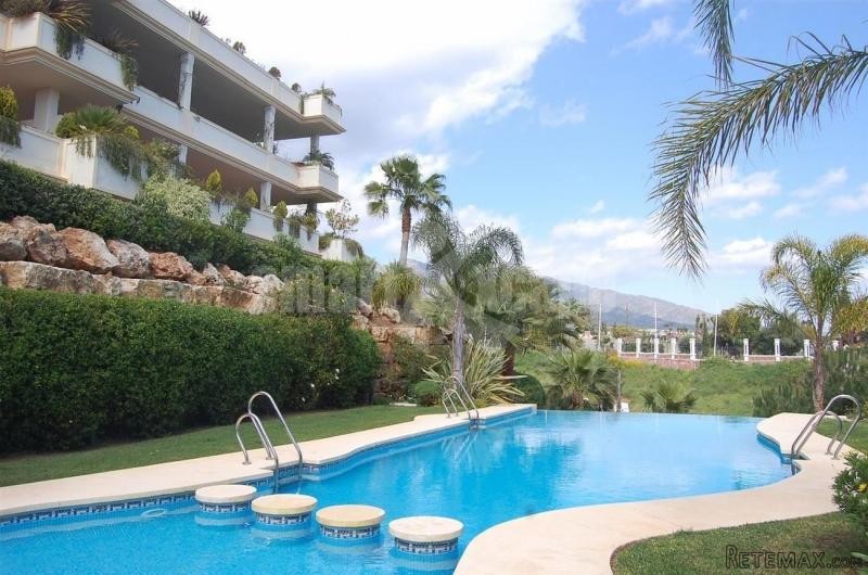 Apartment For Sale In Golden Mile..