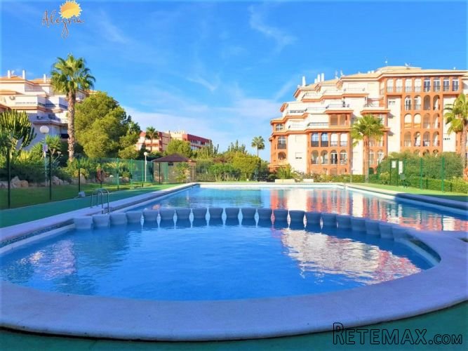 Apartamento en Torrevieja cerca de la playa Aguas nuevas..
