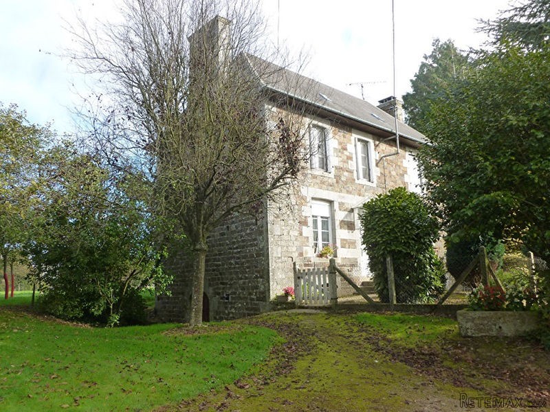 Neat Country House with 1.7 Hectares