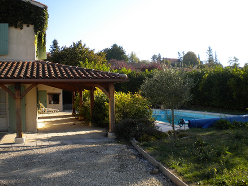 Superb Villa With Swimming Pool On.. - 2