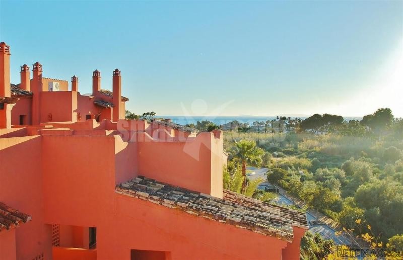 Apartment For Sale In Marbella East..