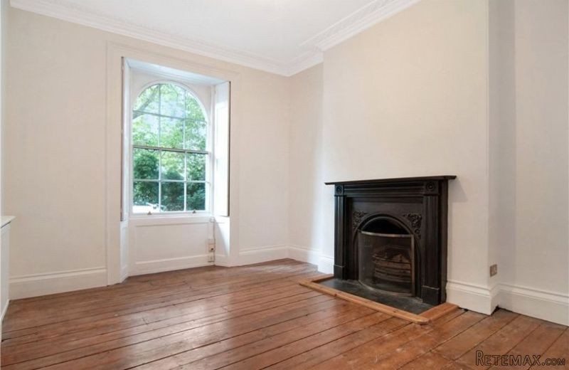 Wilmington Square, London, WC1X - 2