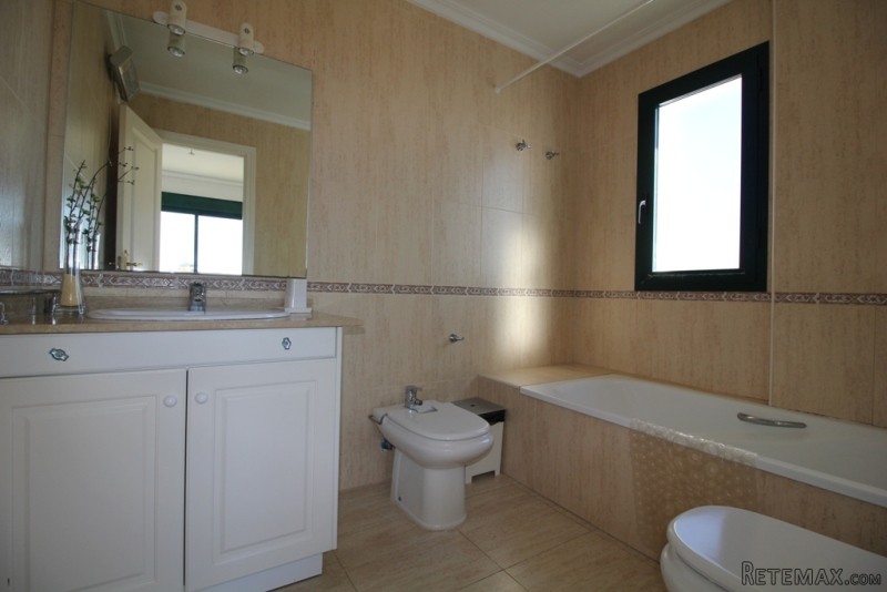 2 Bedrooms - Apartment - For Sale