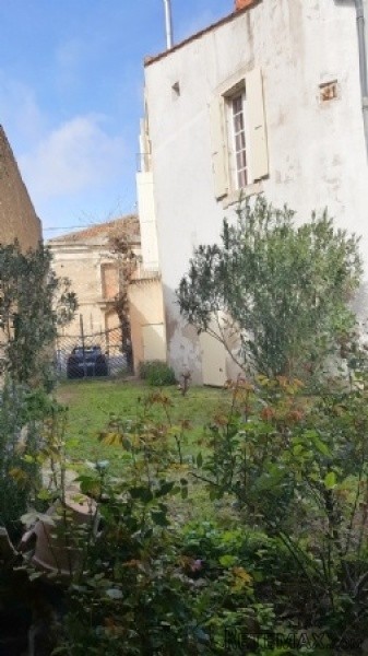 Exceptional Townhouse With Gite.. - 2