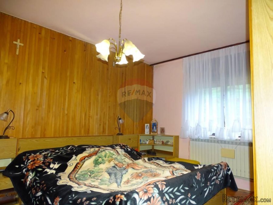 KUPJAK - dvije kuće - 8