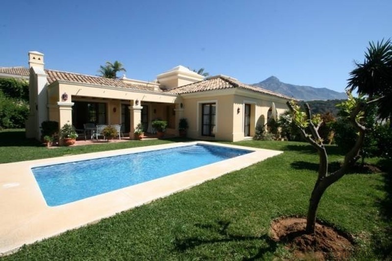 HM2765 - Villa For sale in Bellevue..