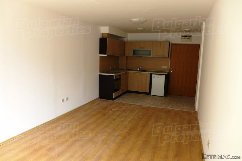 South-Facing Holiday Apartment With.. - 2