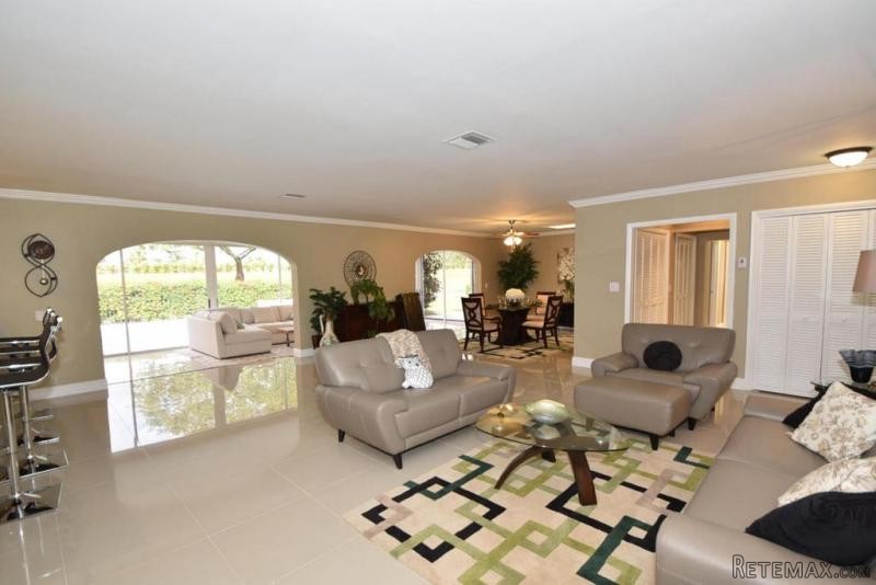 4755 Loquat Cir, Boynton Beach, FL -.. - 2