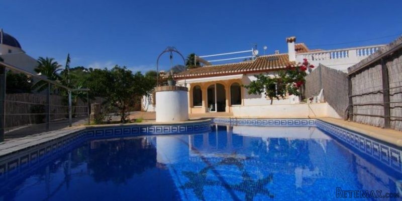 5 Bedroom 2 Bathroom Villa in Javea.