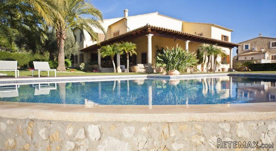 Fabulous large villa on the outskirts of the village of.. - 2