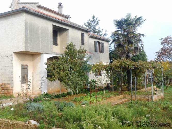 Istra, okolica Pule, Šišan, dvojna kuća sa okućnicom - 3