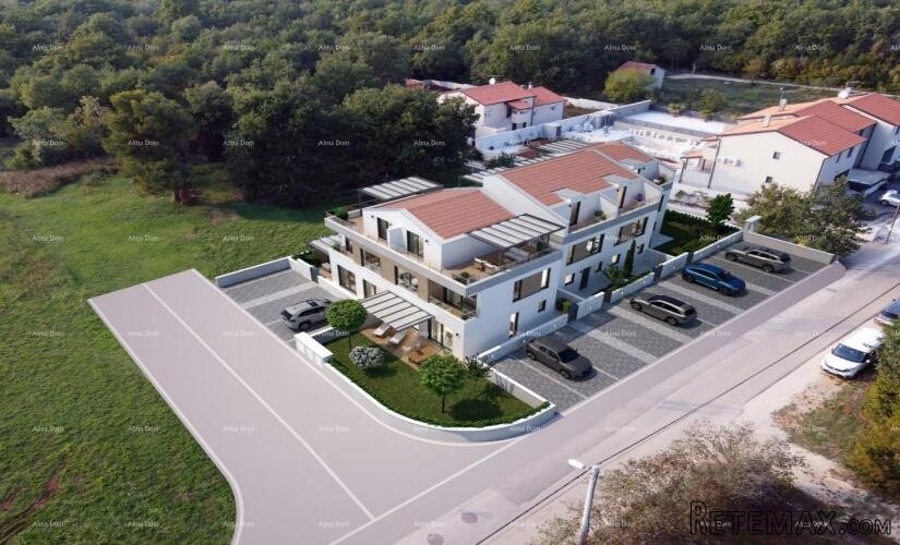 Prodaje se stan na odličnoj lokaciji u Poreču! - 4