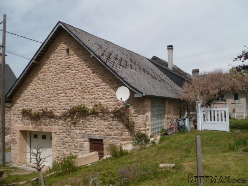 Country House with Many Options - 2