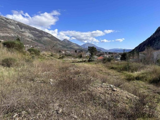 Dva placa, Sutomore, 335.000Eur