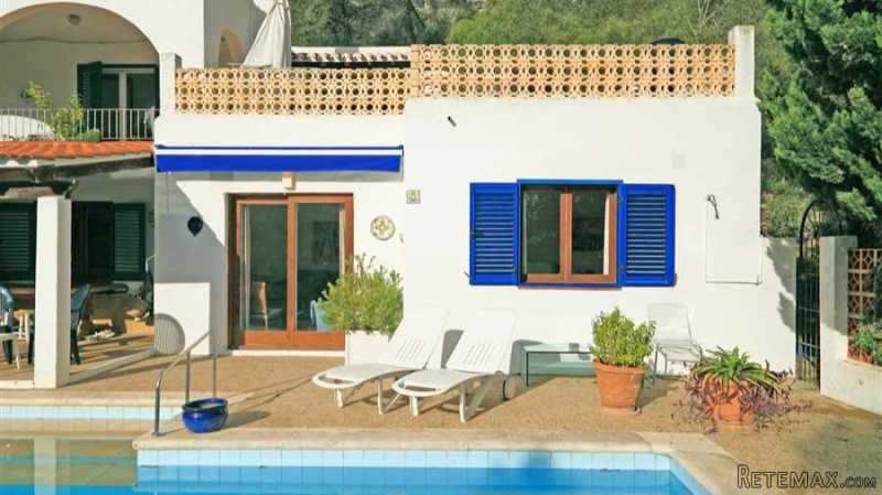 family house in Cala Llonga - 2