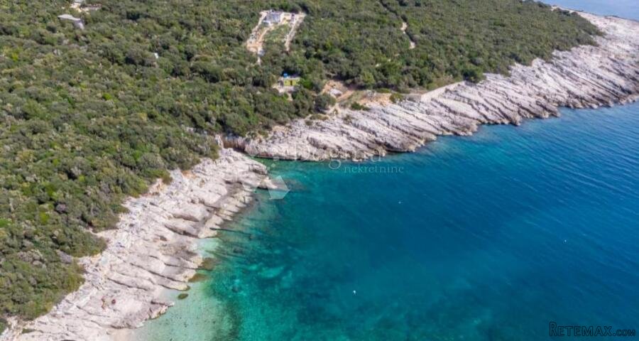 KAVRAN, ZEMLJIŠTE 100m OD MORA - 2