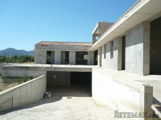 Rustic plot of 15.283 sqm situated in a very quiet area of.. - 2