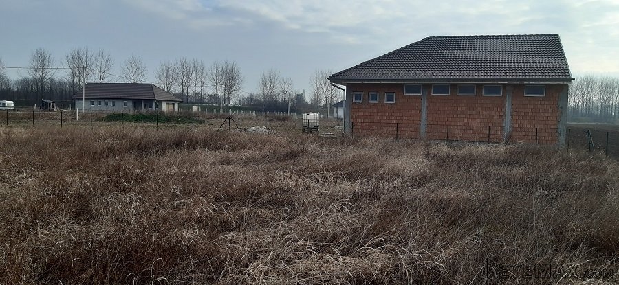 Višenamenski pomoćni objekat u Rumenci - 2