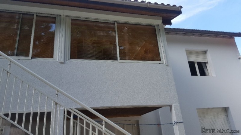 Villa in Sought After Bordeaux Location - 2