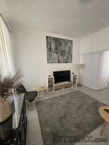 Namješten stan 45 m2 u prizemlju u centru Pule - 4