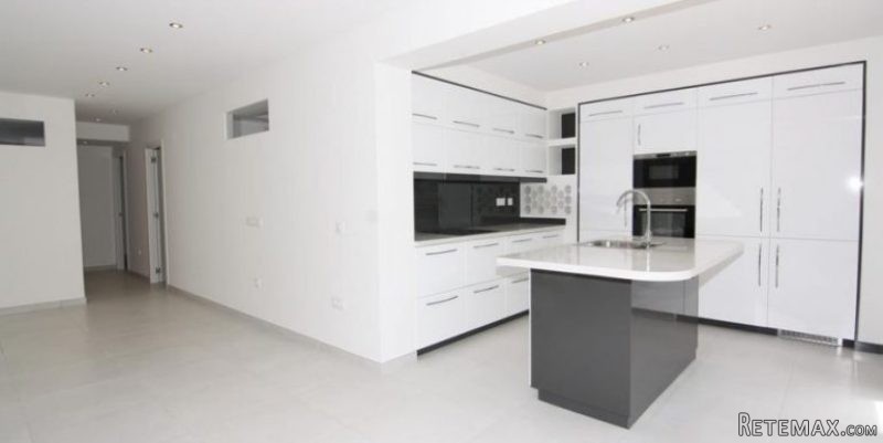 3 Bedroom 2 Bathroom Apartment in Javea. - 2