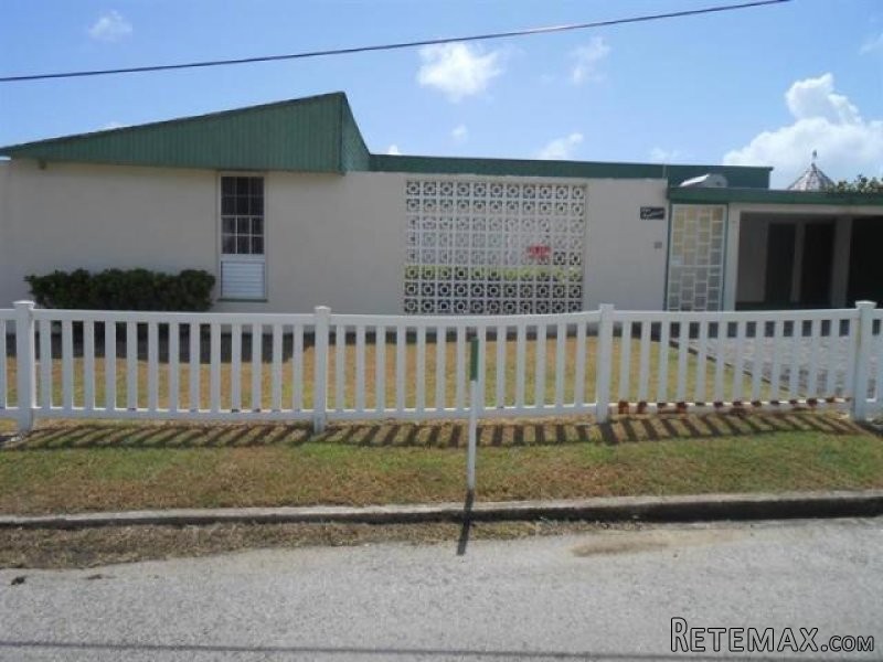 3 bedroom Property For Sale: Crane..