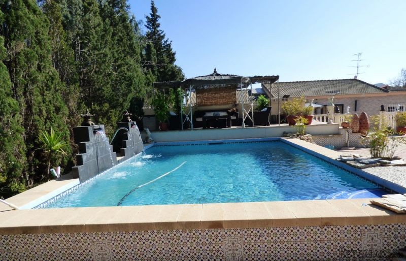 5 Bedrooms - Villa - Alicante - For Sale - 2