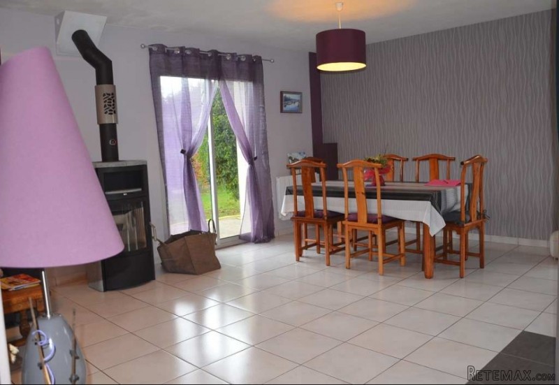 4 Bedrooms - Maison - For Sale