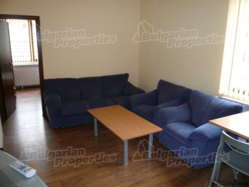 Spacious And Comfortable Vacation Home - 2