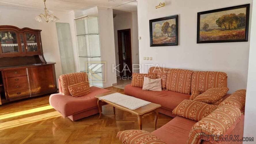 Rijeka, Škurinje, adaptirana kuća s 3 stana i garažom - 2