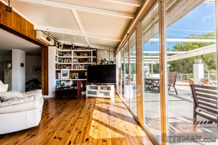 An apartment with sea views and a large terrace in Cas.. - 3
