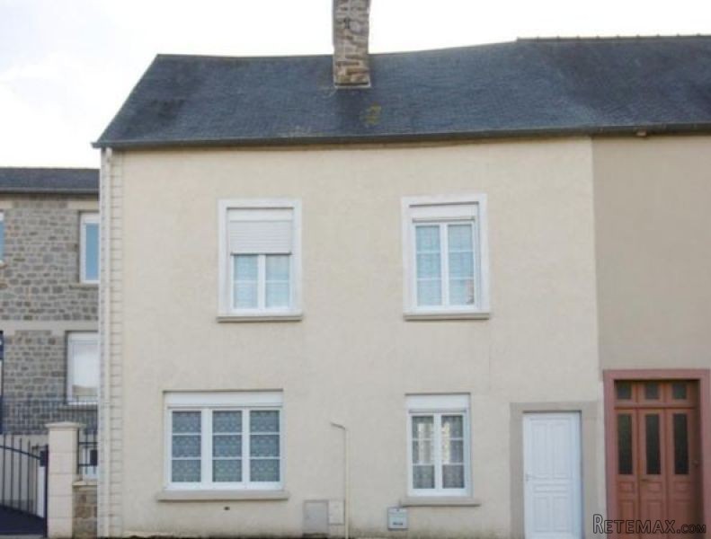 Nice House to Refresh in Market Town