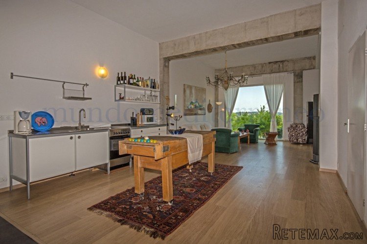 Unusual opportunity to acquire an exceptional village.. - 4