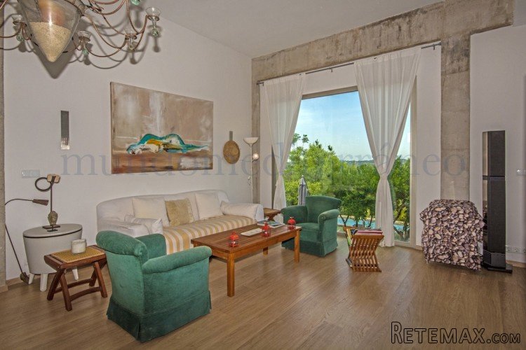 Unusual opportunity to acquire an exceptional village.. - 5