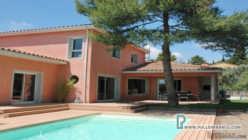 Lovely Villa With 5 Bedrooms, Garden.. - 2