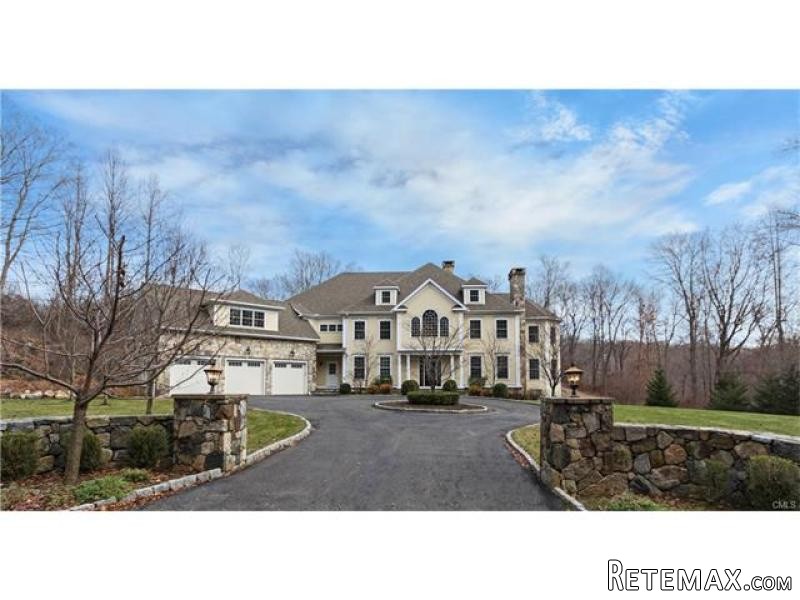 4 bedroom House For Sale: 200 LIMESTONE..