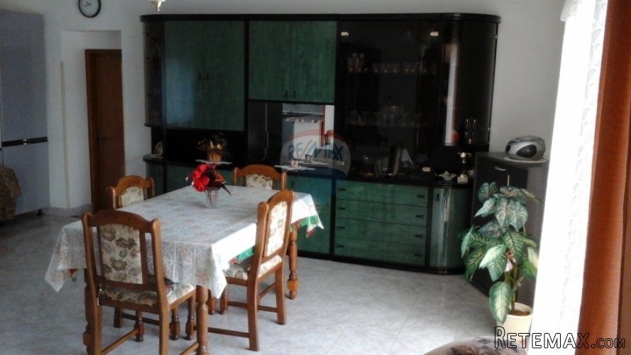 PULA, KUĆA 160 M2 S VRTOM 570 M2, 150.000€, PRILIKA! - 3