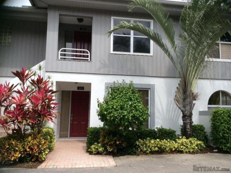 20220 Boca West Dr #304, Boca Raton, FL..