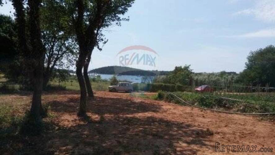 Istra,Banjole, građevinsko zemljište uz more - 2