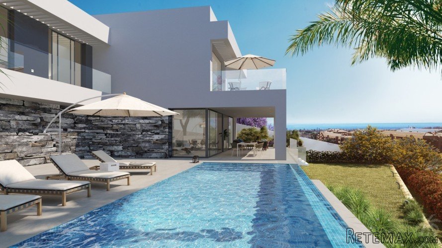 Spacious villas built with quality materials, a stone's.. - 2