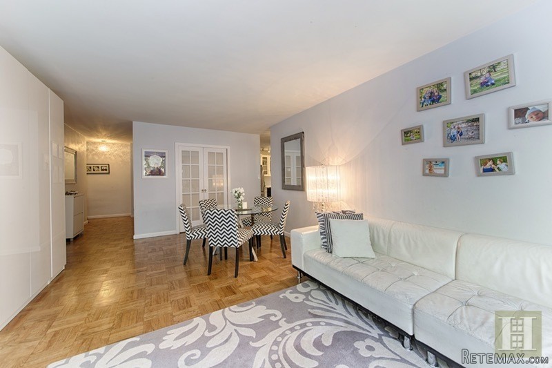 1 bedroom Apartment For Sale: 1175 YORK.. - 2