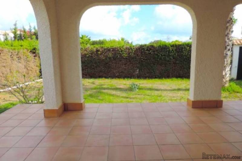 4 Bedroom 3 Bathroom Villa In La Zenia.. - 2