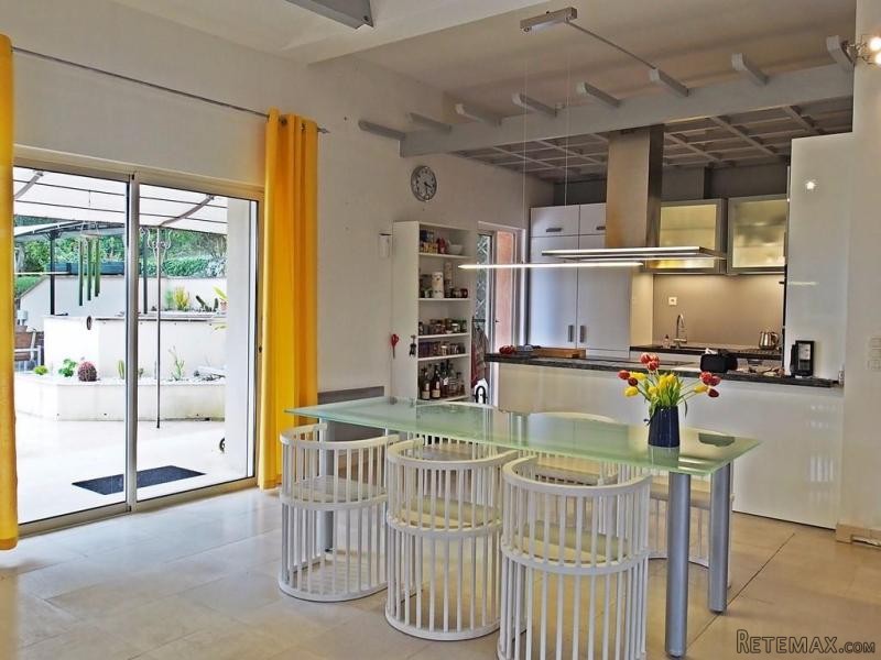 4 Bedroom Villa For Sale In Seillans - 2
