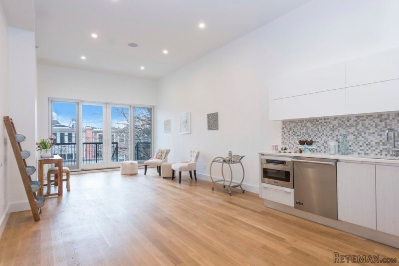 3 Bedrooms - Condo - New York State -..