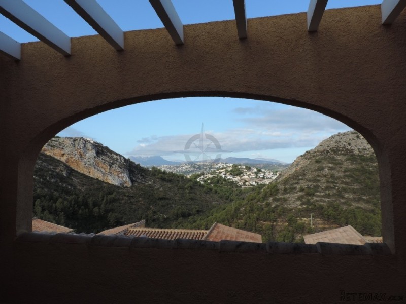 Apartment In Cumbre Del Sol For Sale 2..