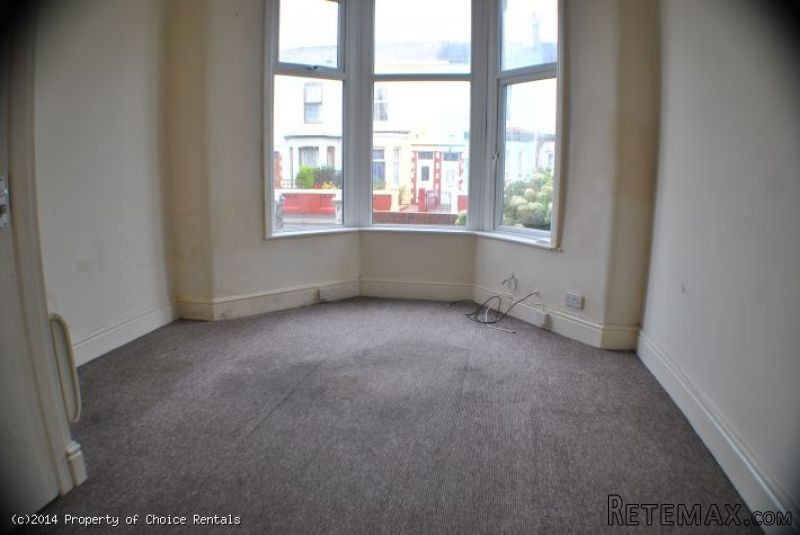 Ground Floor Flat, 88 High St, Blackpool - 2